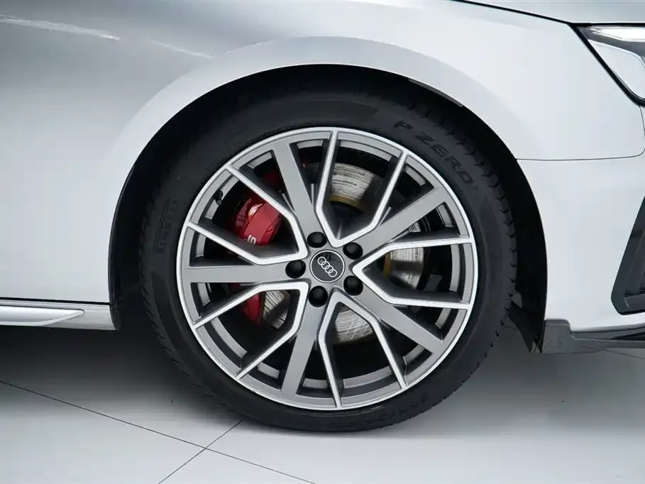 Audi S4 2024 из CN, фото 7
