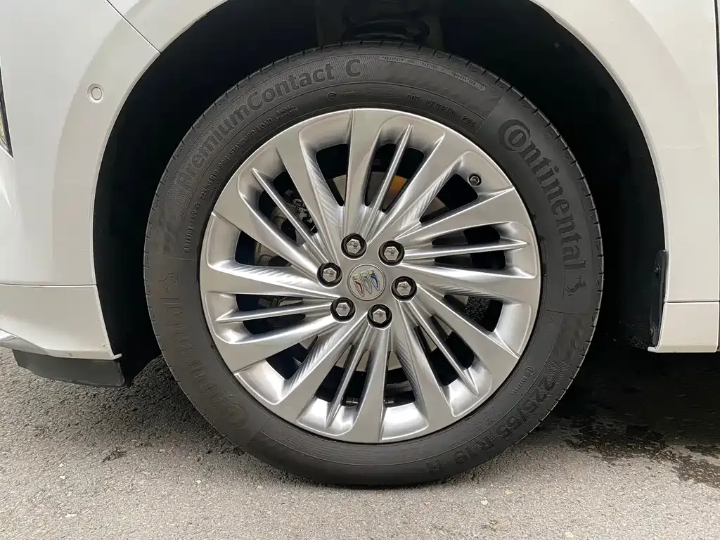 Buick Century 2025 из CN, фото 4