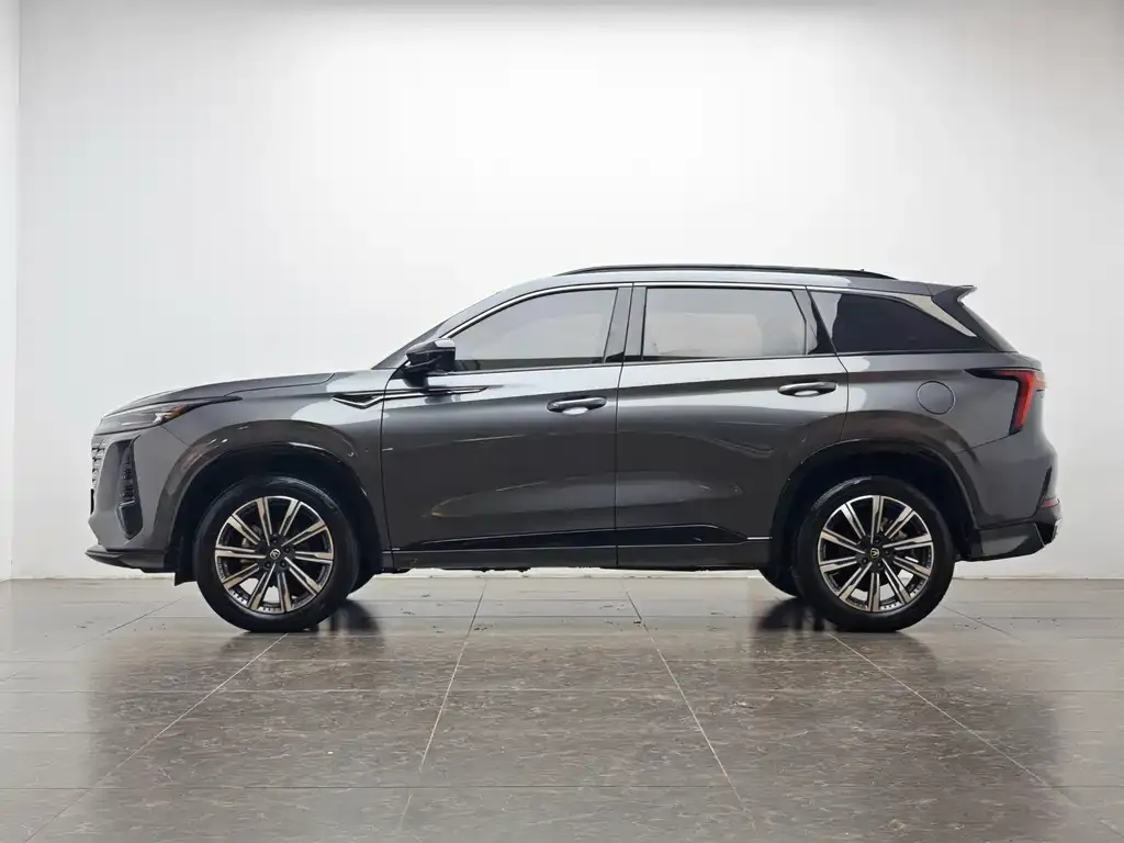 Changan CS75PLUS 2025 из CN, фото 4