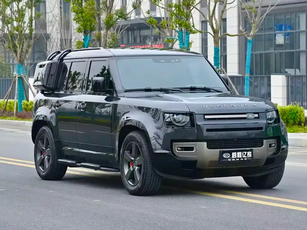 Land Rover Defender — фото 10