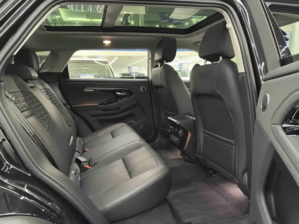 Land Rover Evoque — фото 2