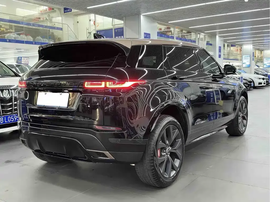 Land Rover Evoque — фото 8