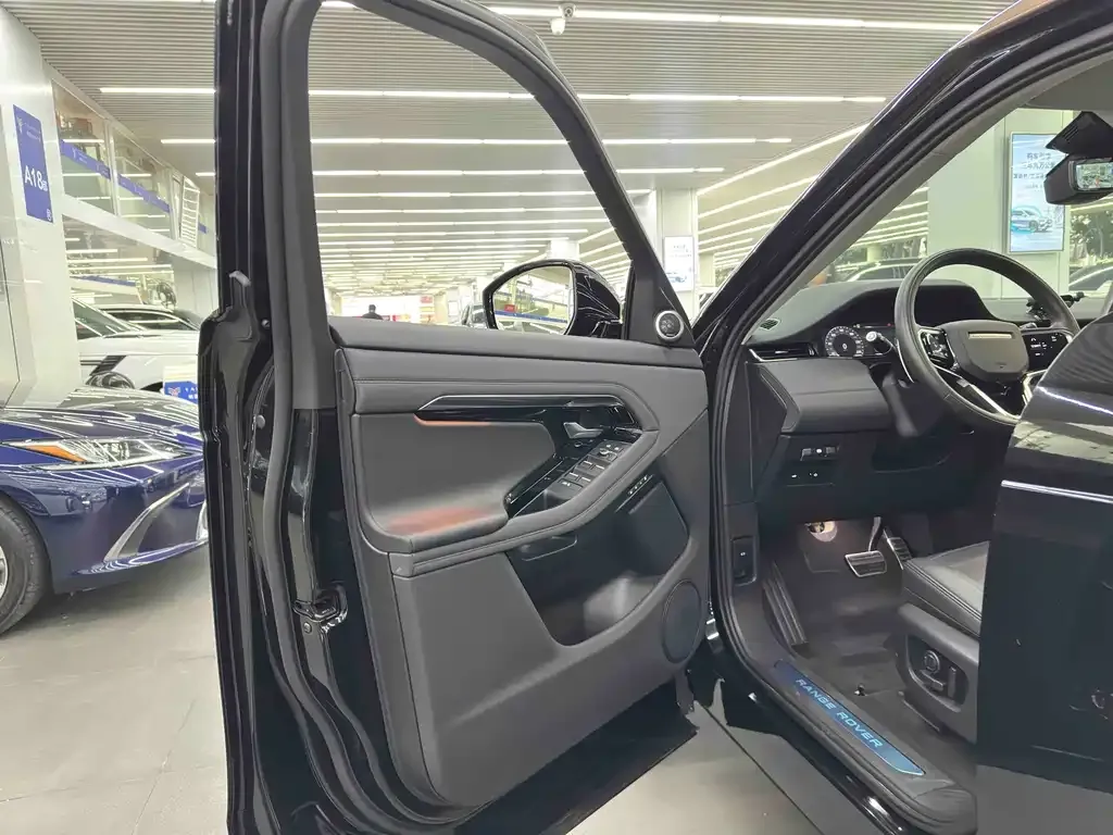 Land Rover Evoque — фото 3