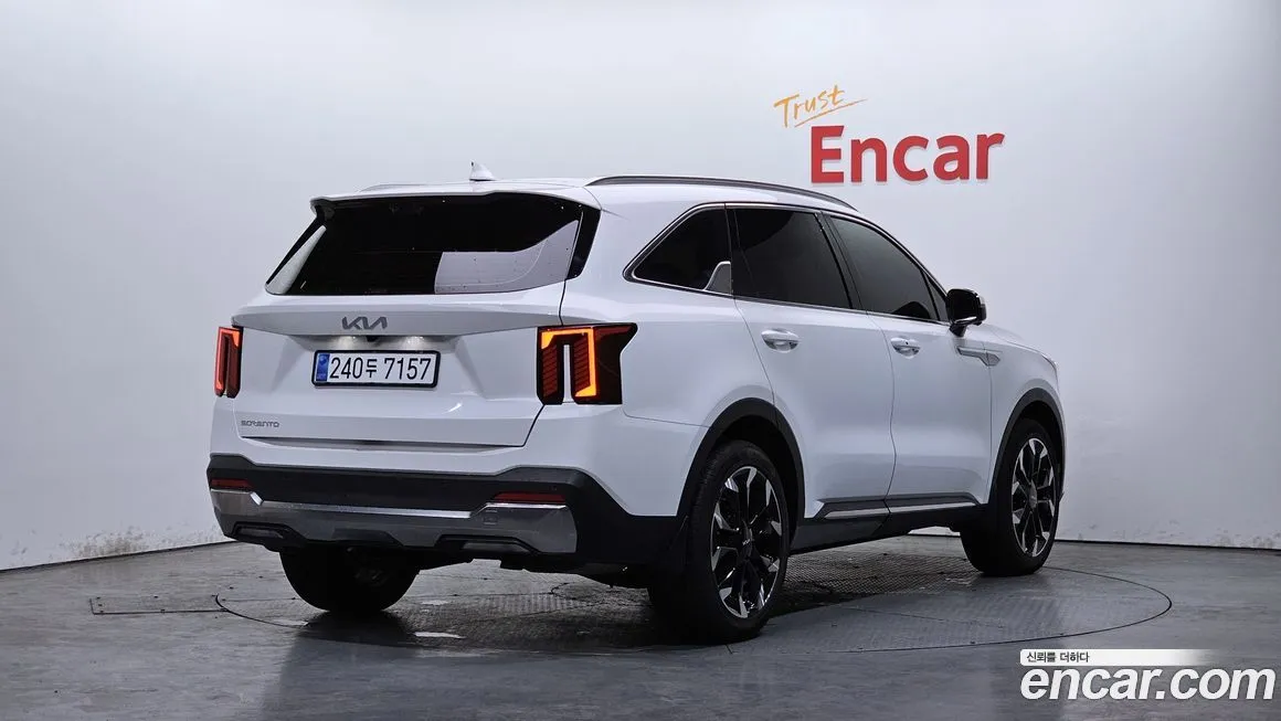 Kia Sorento — фото 3