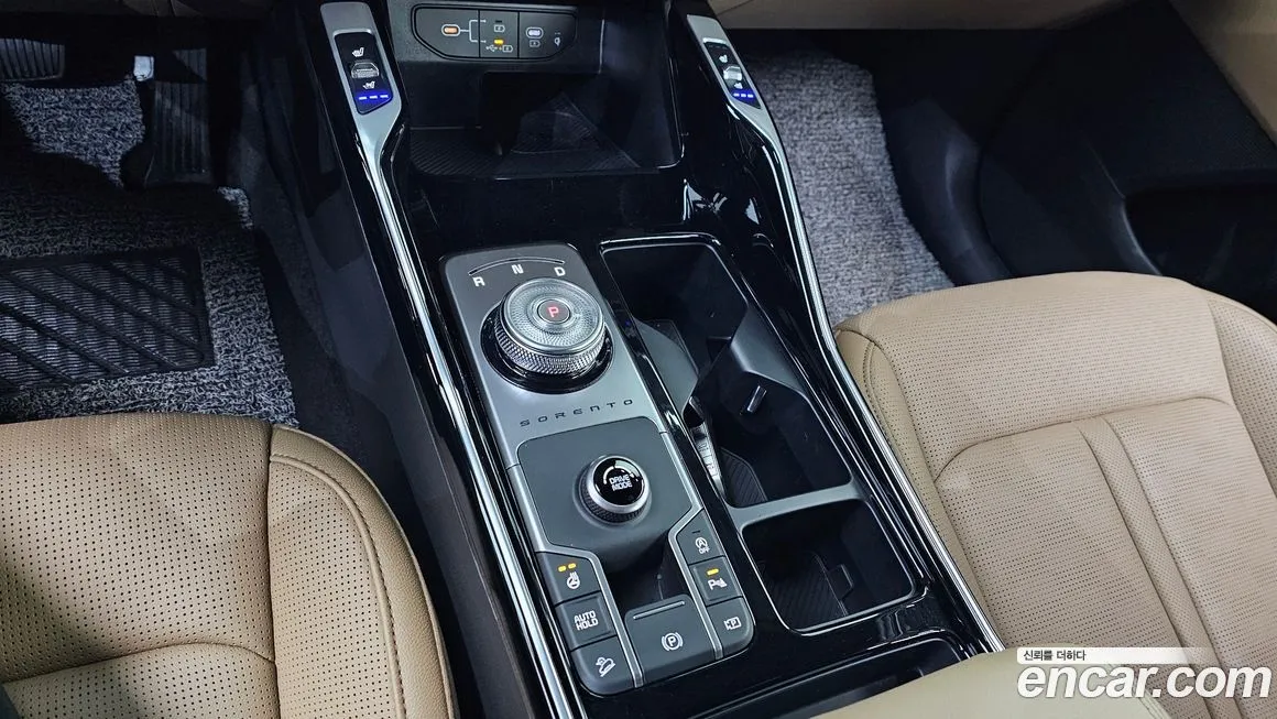 Kia Sorento — фото 6