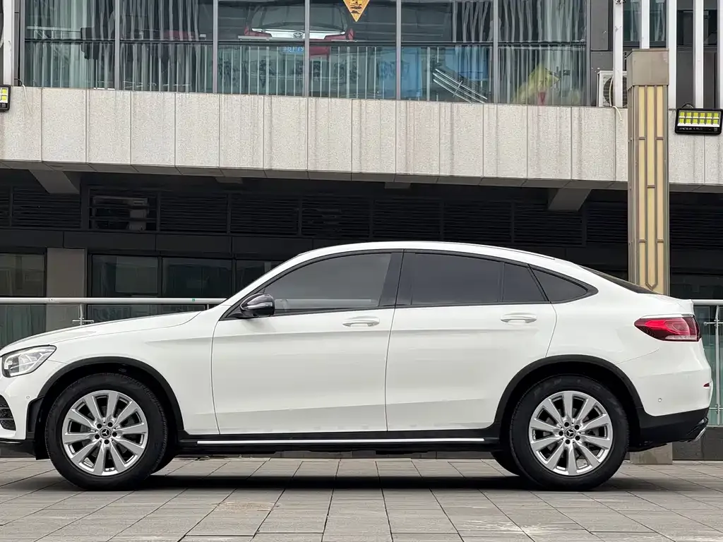 Mercedes-Benz GLC Coupe 2021 из CN, фото 2