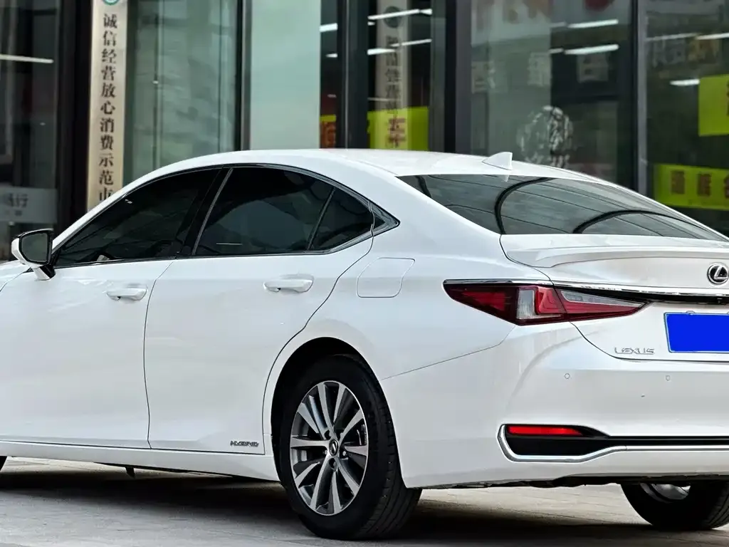Lexus ES 2021 из CN, фото 3