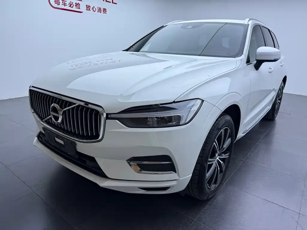Volvo XC60 2021 из CN, фото 1