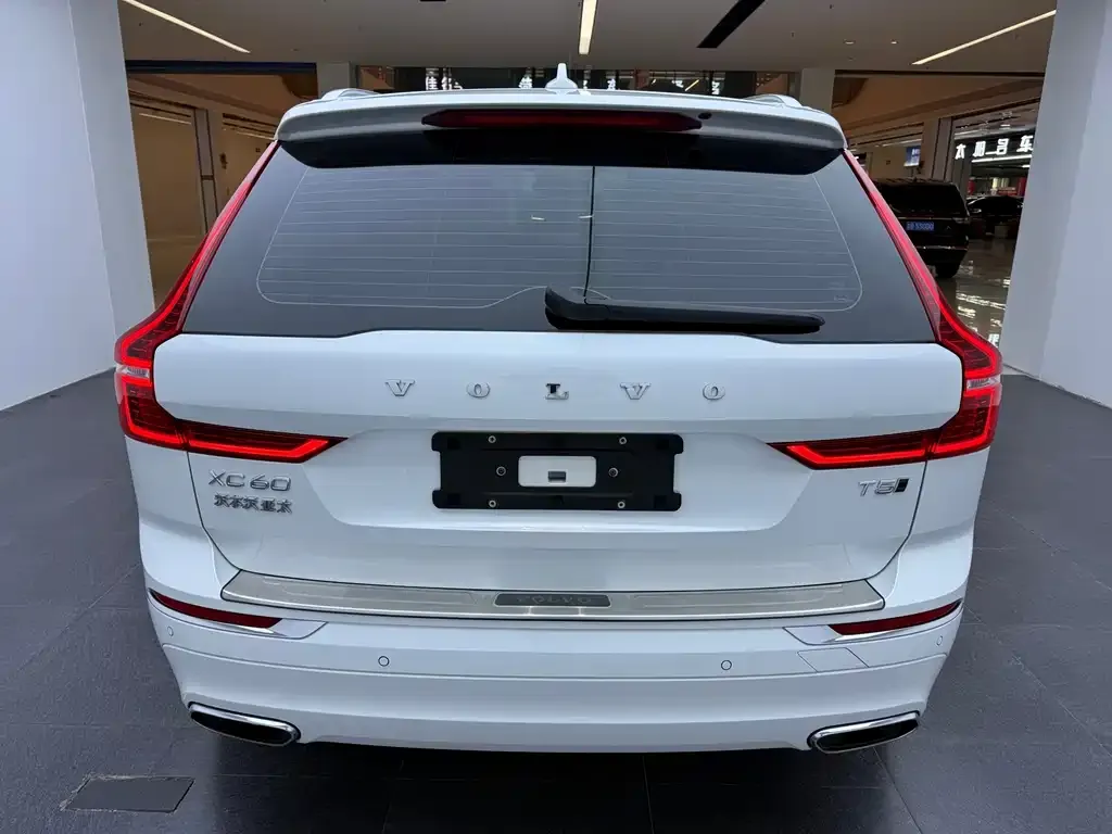 Volvo XC60 2021 из CN, фото 6