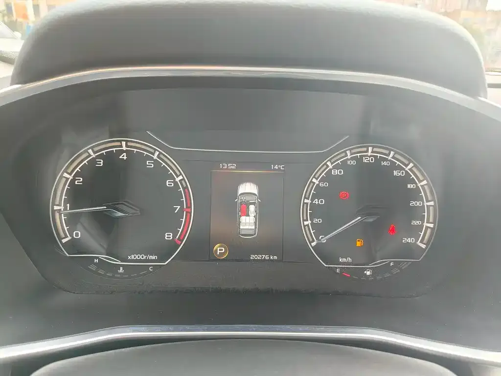 Geely Binyue 2022 из CN, фото 2