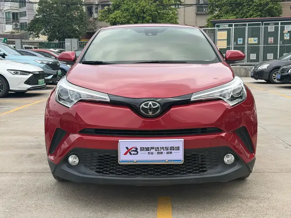 Toyota C-HR — фото 3