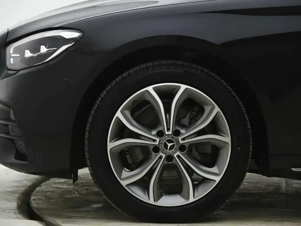 Mercedes-Benz E-Class 2023 из CN, фото 6