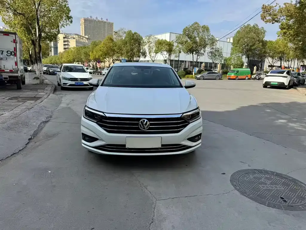 Volkswagen Sagitar 2021 из CN, фото 1