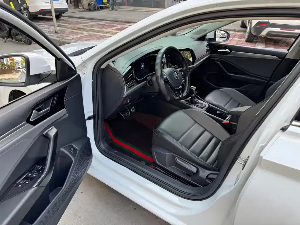 Volkswagen Sagitar 2021 из CN, фото 4