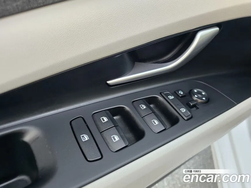 Hyundai AVANTE 2022 из KR, фото 2