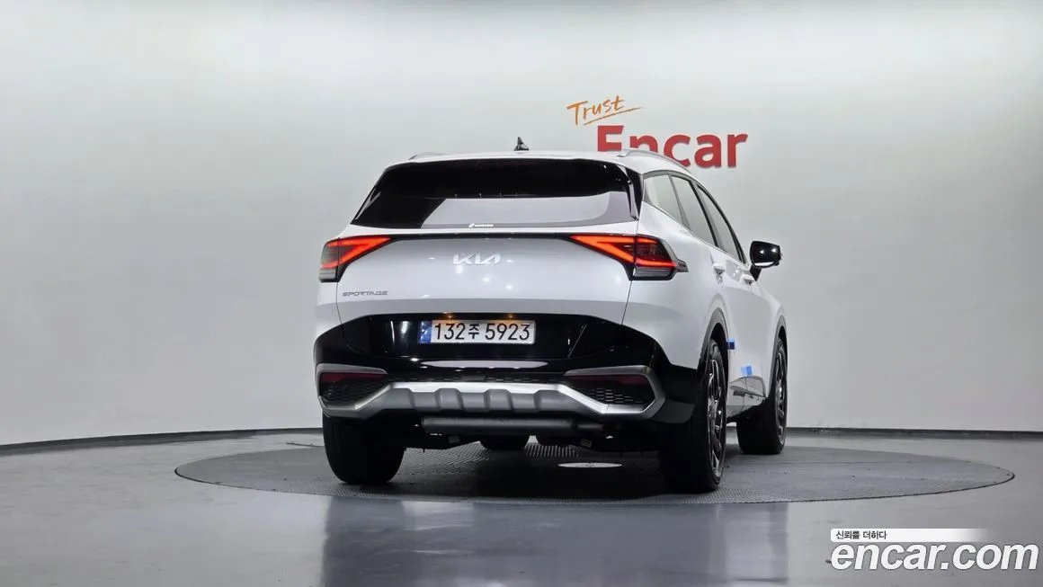 Kia Sportage — фото 9