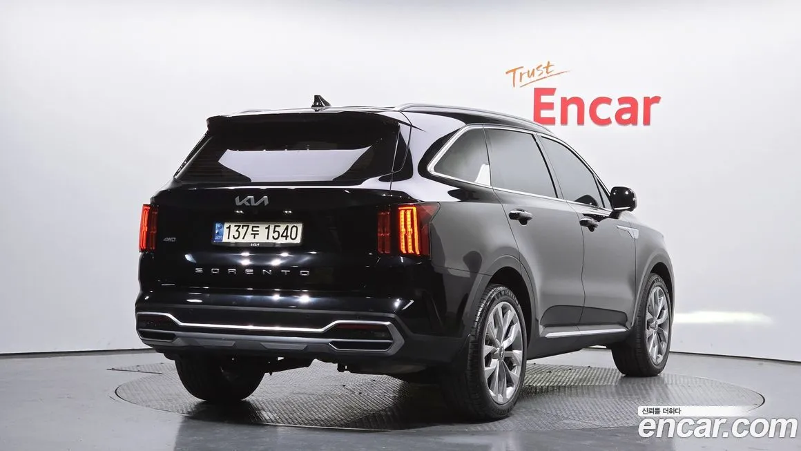Kia Sorento — фото 3