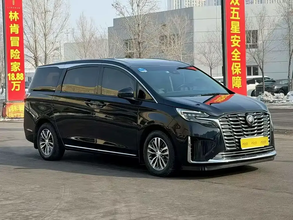 Buick GL8 2023 из CN, фото 1