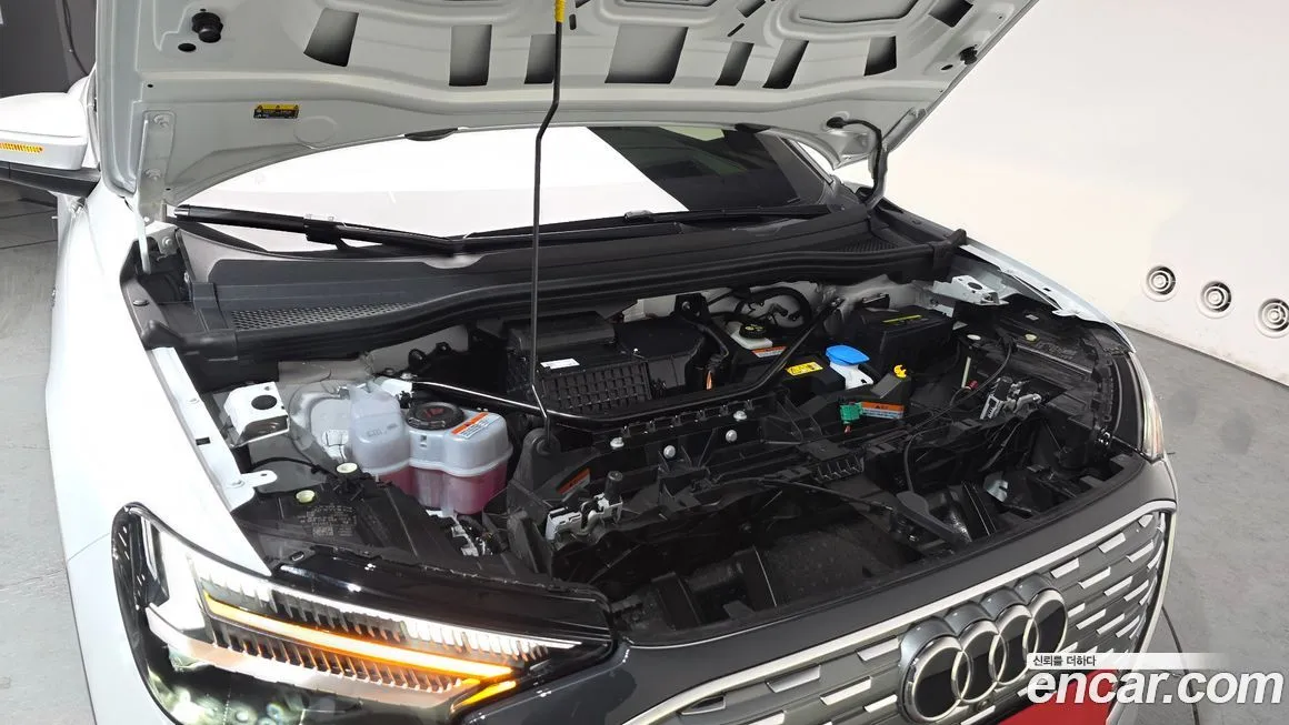 Audi Q4 e-tron 2025 из KR, фото 9