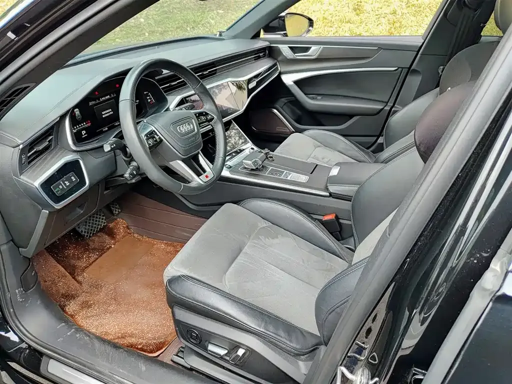 Audi A6L 2025 из CN, фото 7