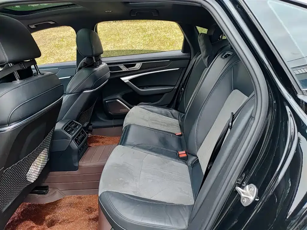Audi A6L 2025 из CN, фото 5