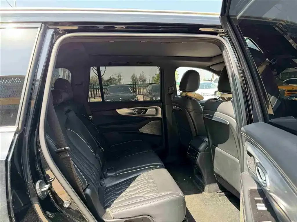 GAC Motor Trumpchi GS8 — фото 6