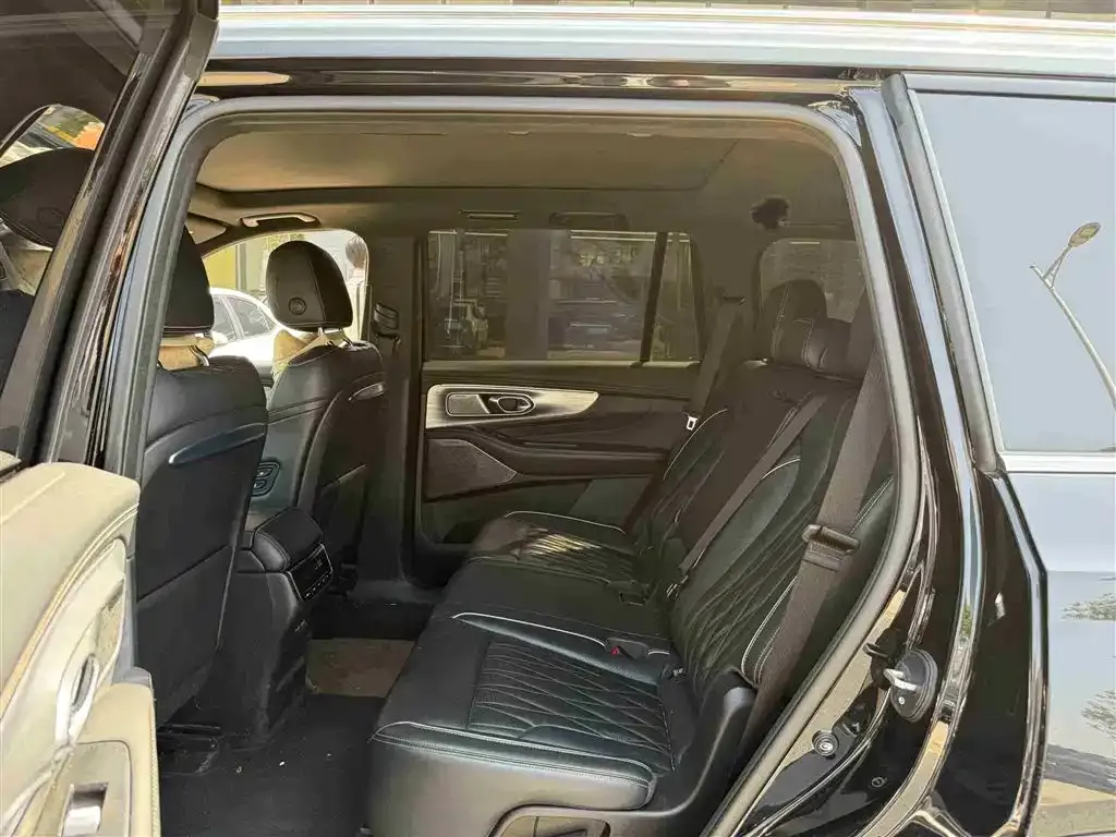 GAC Motor Trumpchi GS8 — фото 2