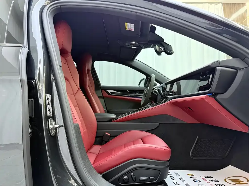 Porsche Panamera 2025 из CN, фото 6