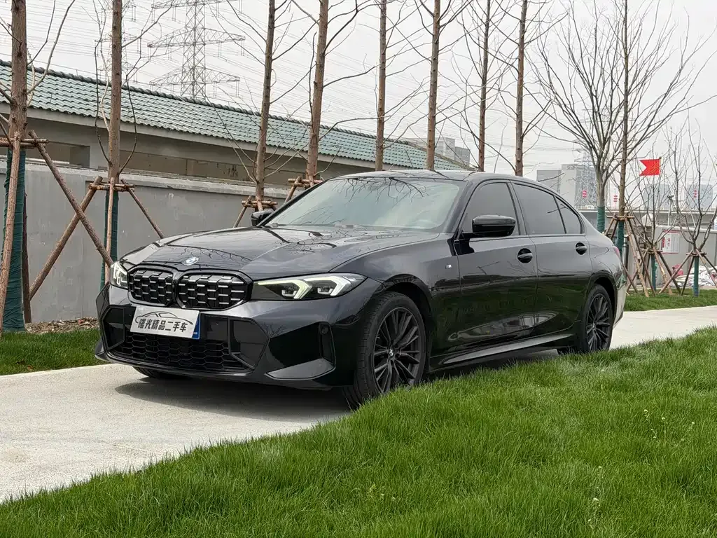 BMW 3 Series 2023 из CN, фото 1