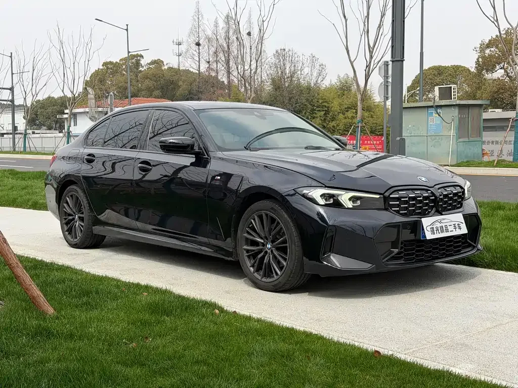 BMW 3 Series 2023 из CN, фото 9