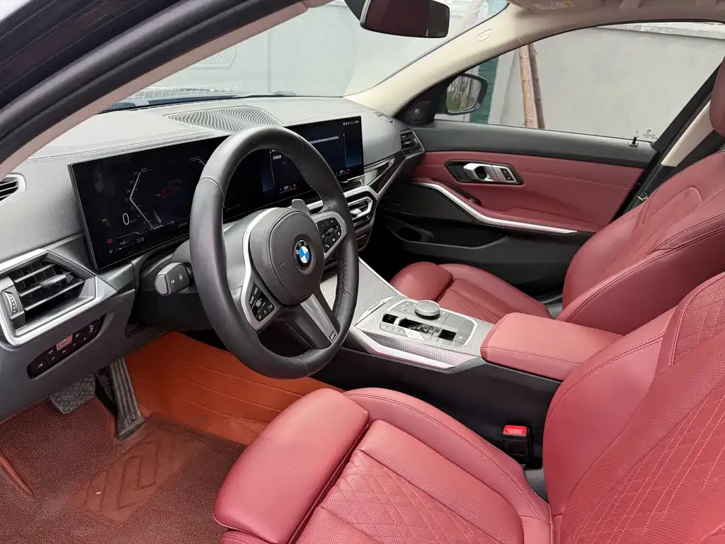 BMW 3 Series 2023 из CN, фото 2
