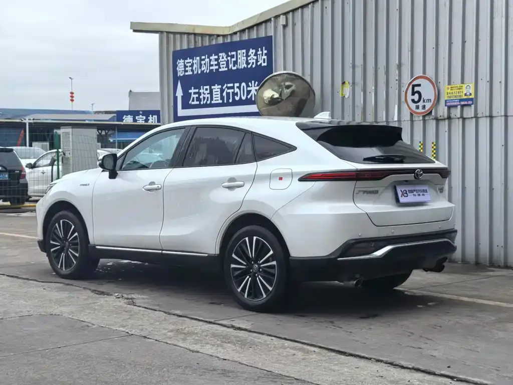 Toyota Venza 2023 из CN, фото 10