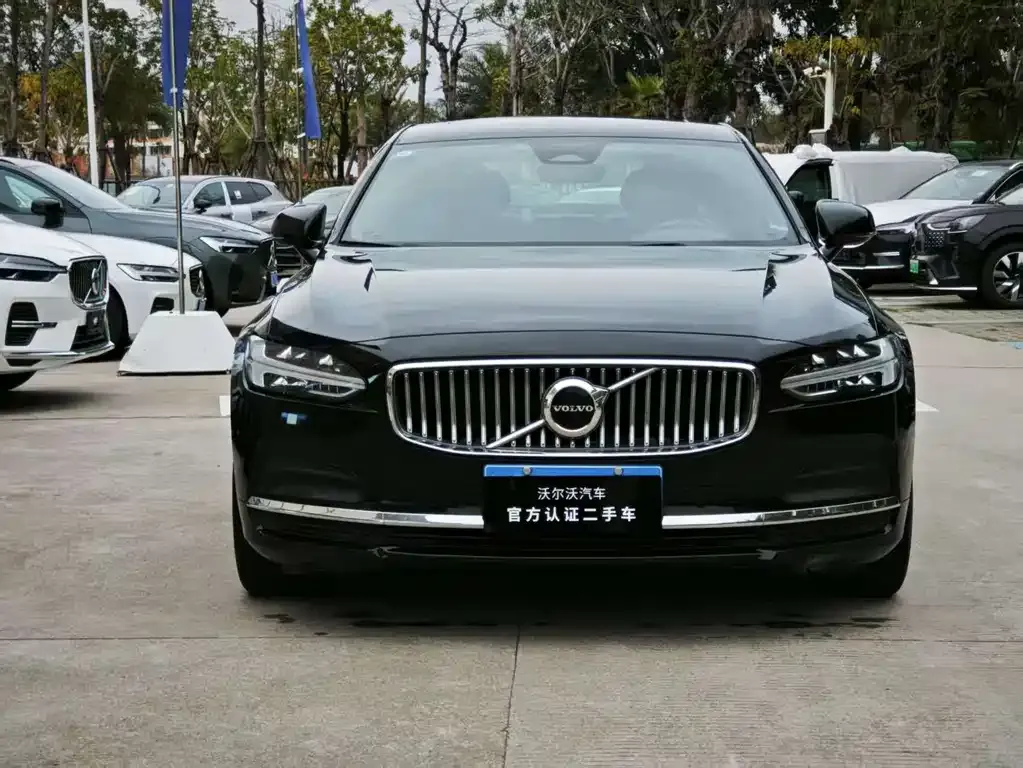 Volvo S90 2023 из CN, фото 8