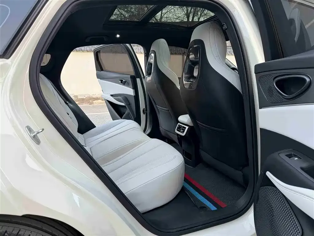 BYD Seal 06 2024 из CN, фото 8