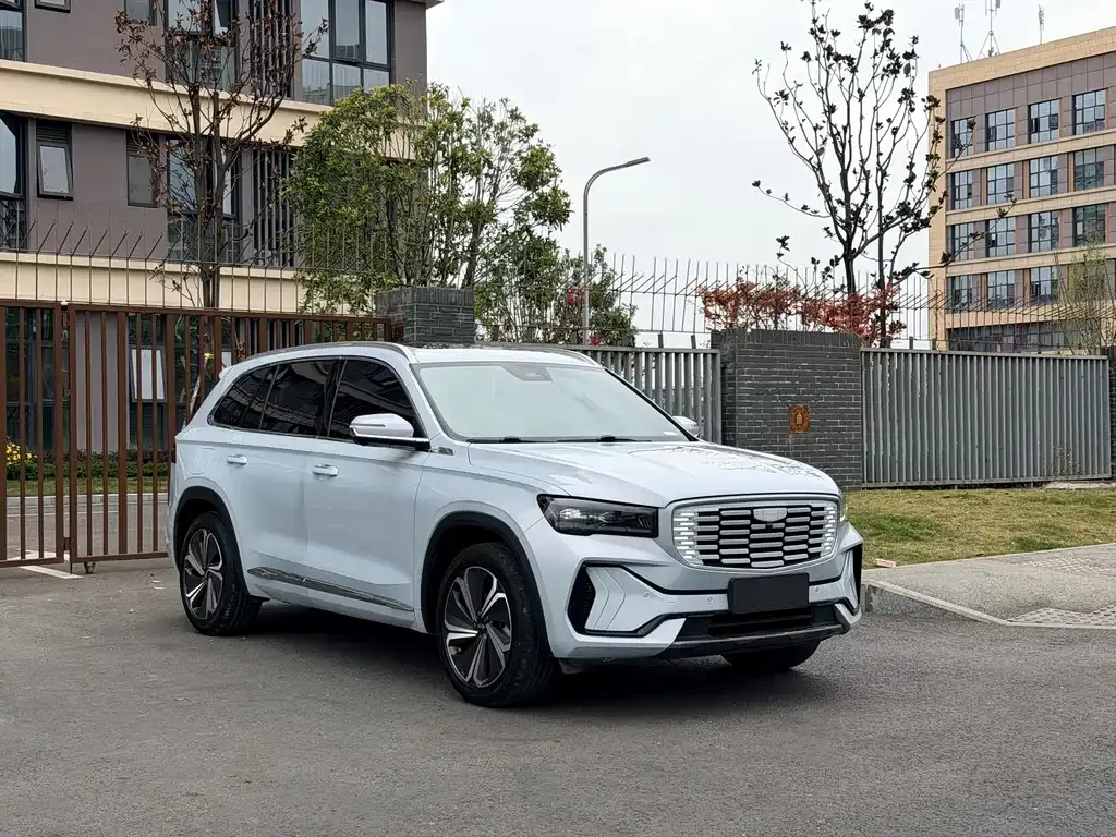 Geely Xingyue L — фото 9