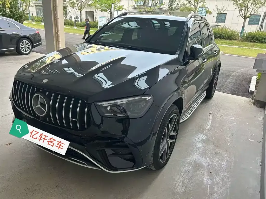 Mercedes-Benz GLE AMG — фото 1