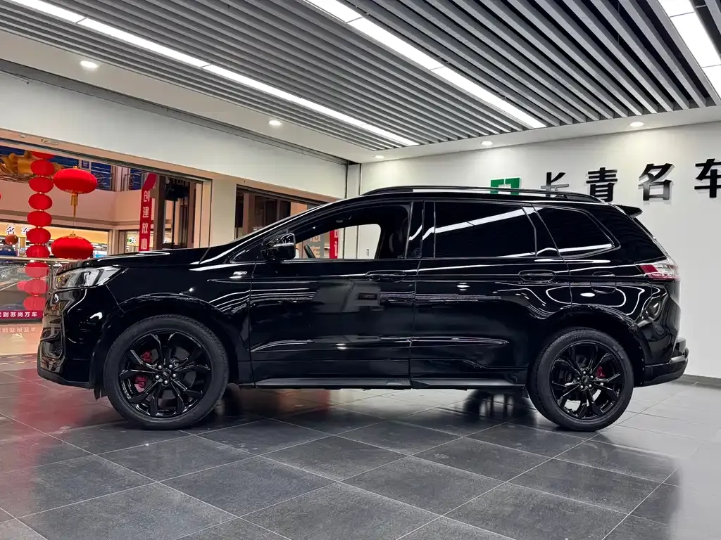 Ford Edge — фото 8