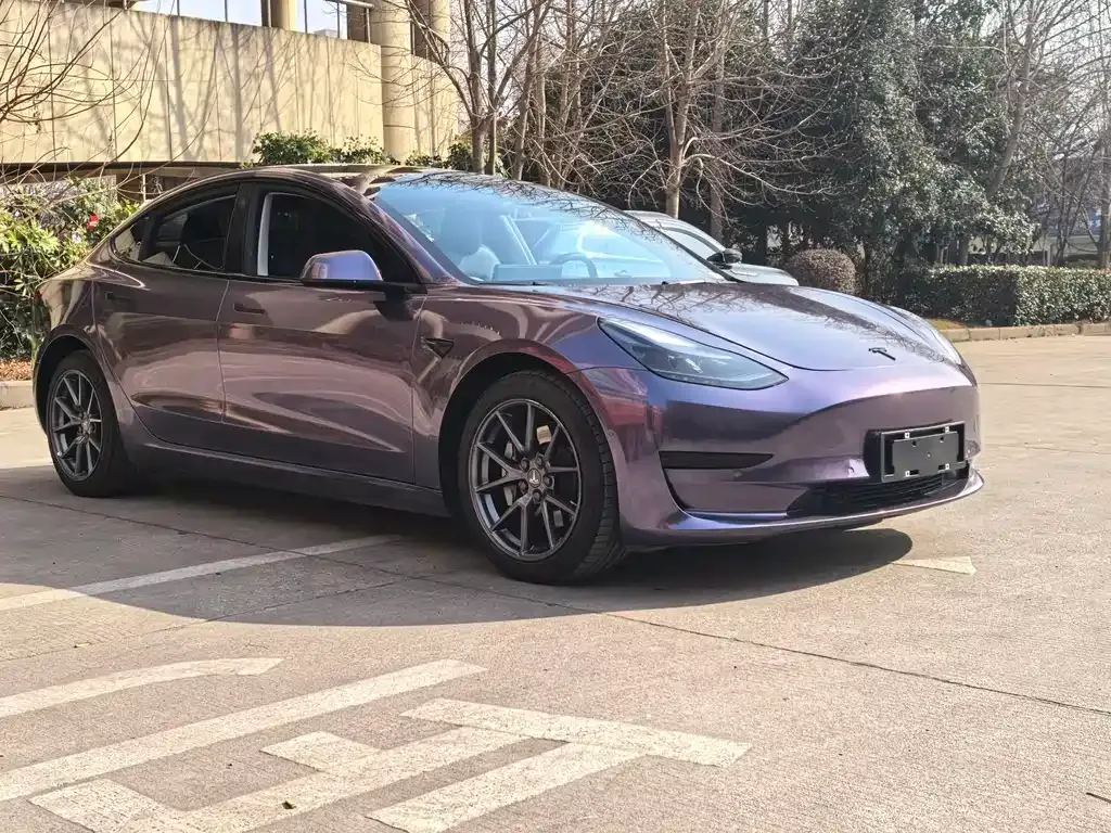 Tesla Model 3 — фото 6