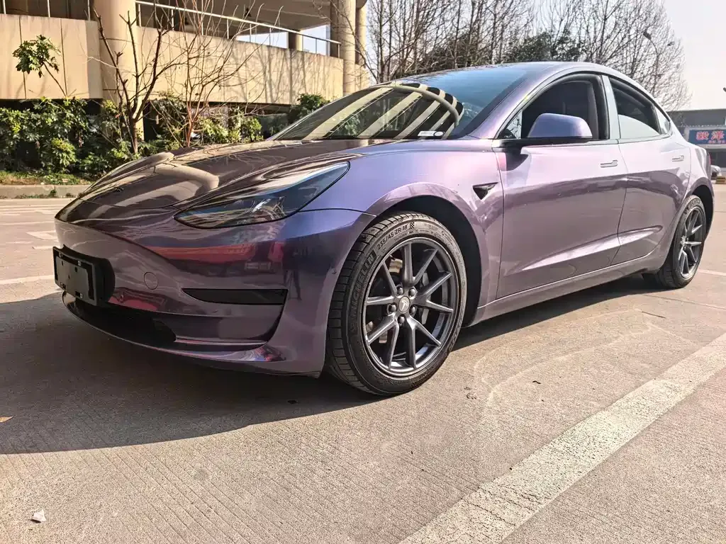 Tesla Model 3 — фото 10