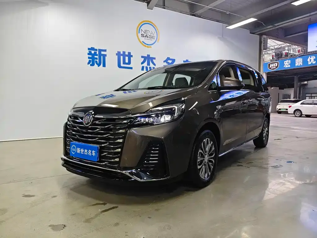 Buick GL8 2023 из CN, фото 1