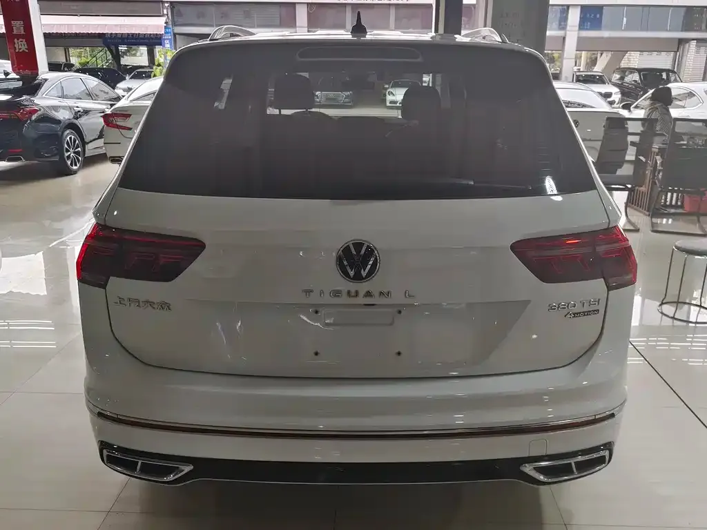 Volkswagen Tiguan L 2023 из CN, фото 3