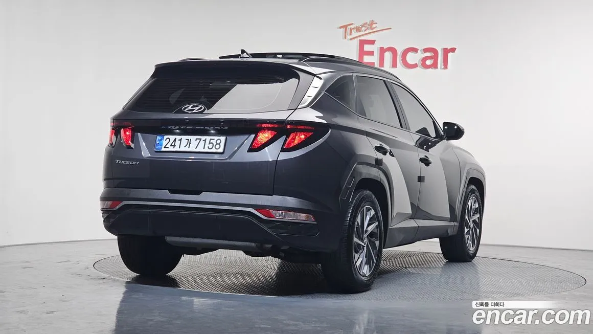 Hyundai Tucson 2022 из KR, фото 2
