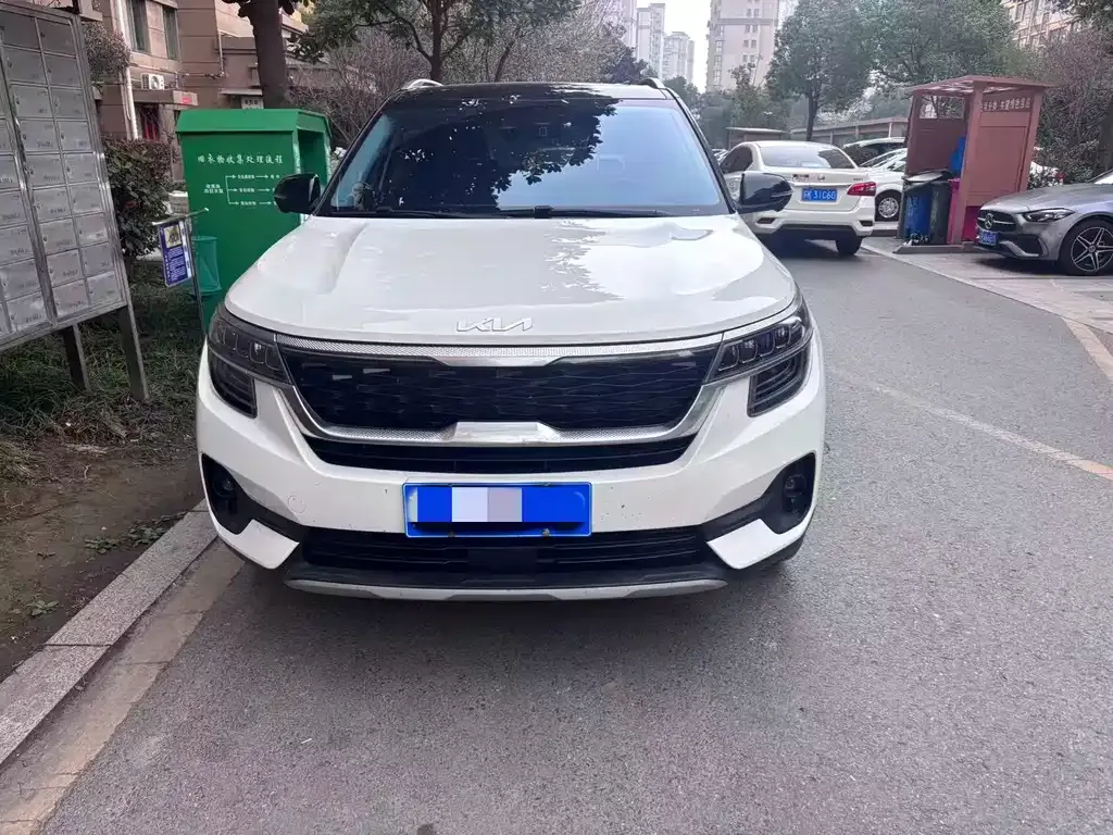 Kia KX3 2022 из CN, фото 8