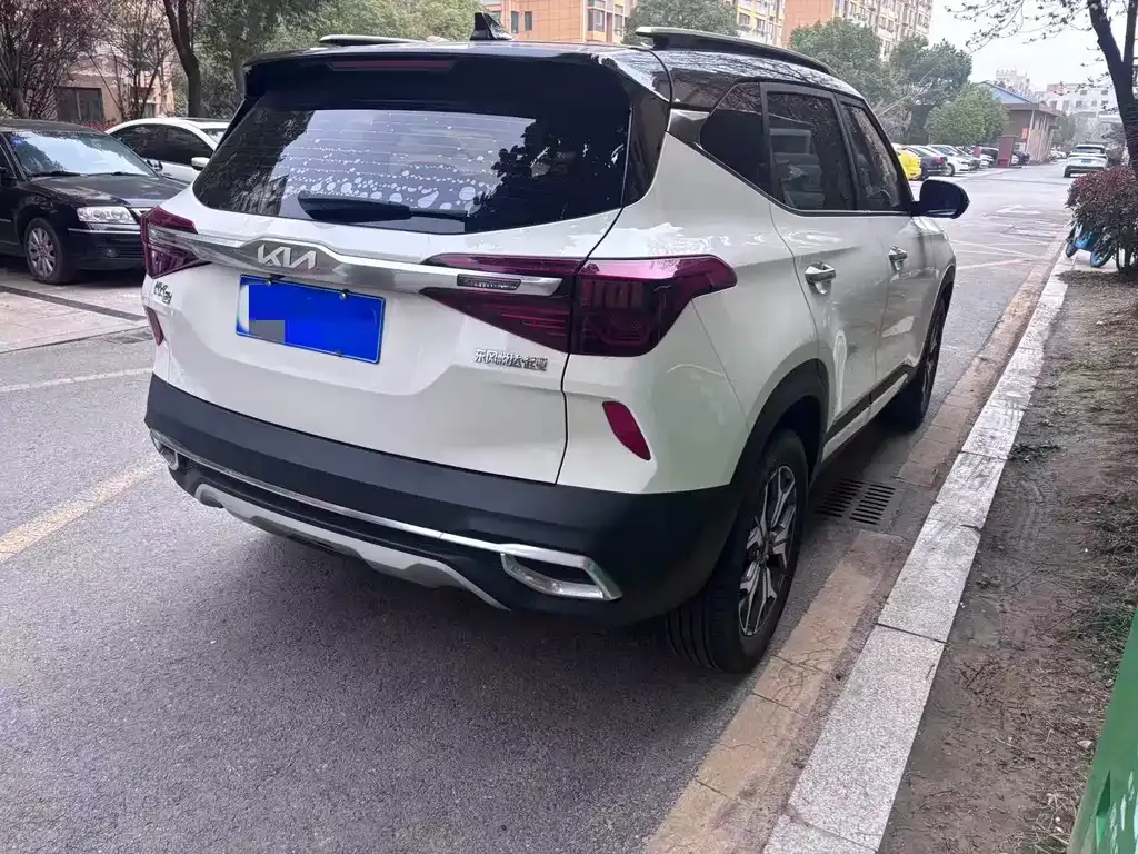 Kia KX3 2022 из CN, фото 10