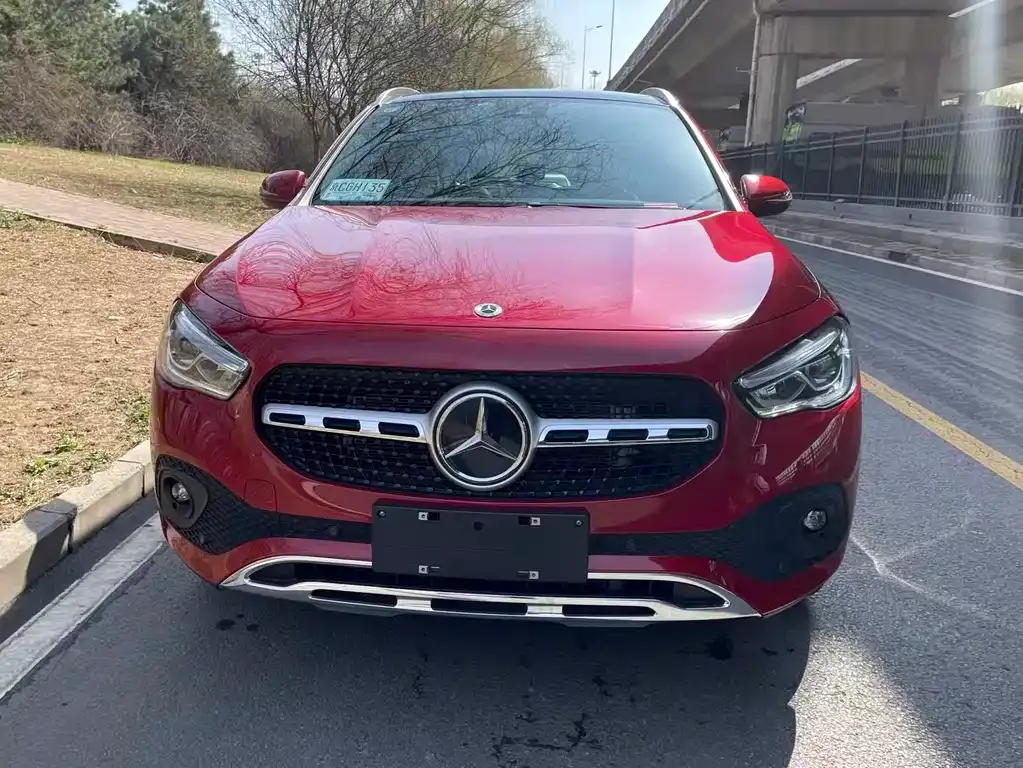 Mercedes-Benz GLA 2023 из CN, фото 1