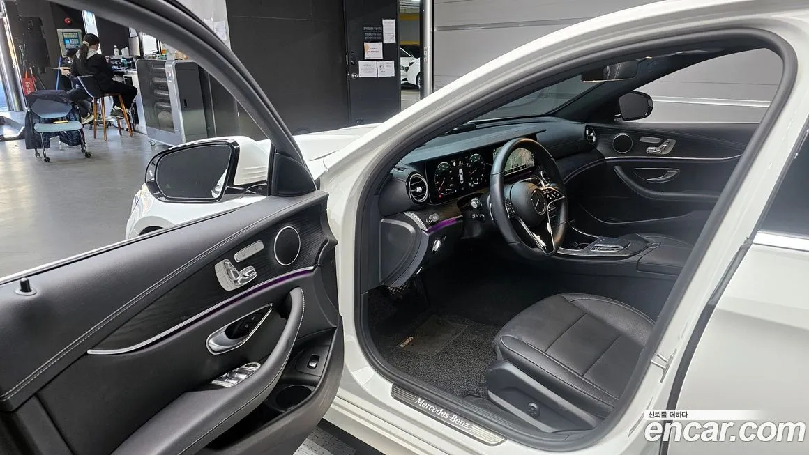 Mercedes-Benz E-Class 2023 из KR, фото 7