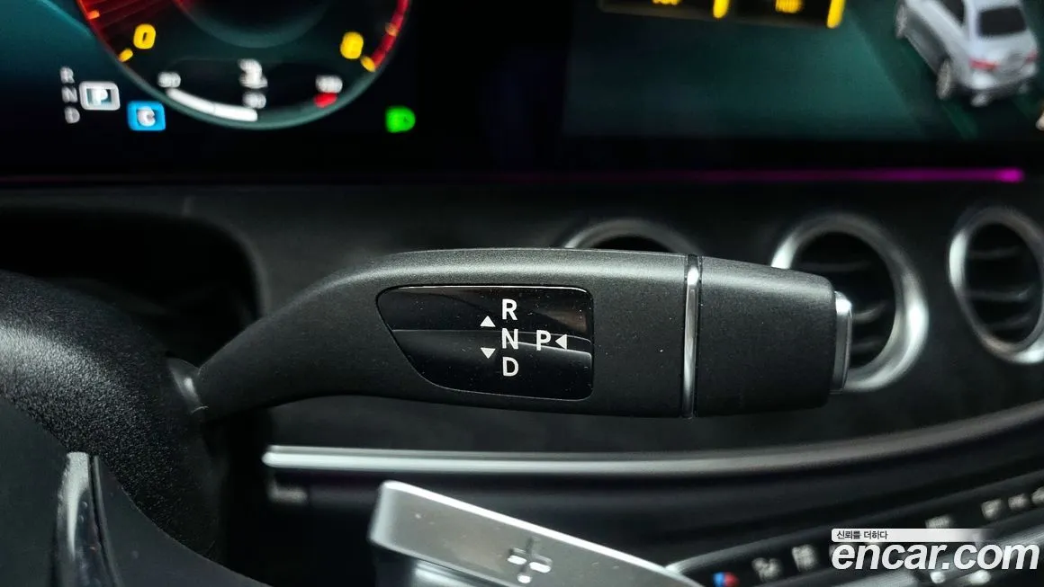 Mercedes-Benz E-Class 2023 из KR, фото 3