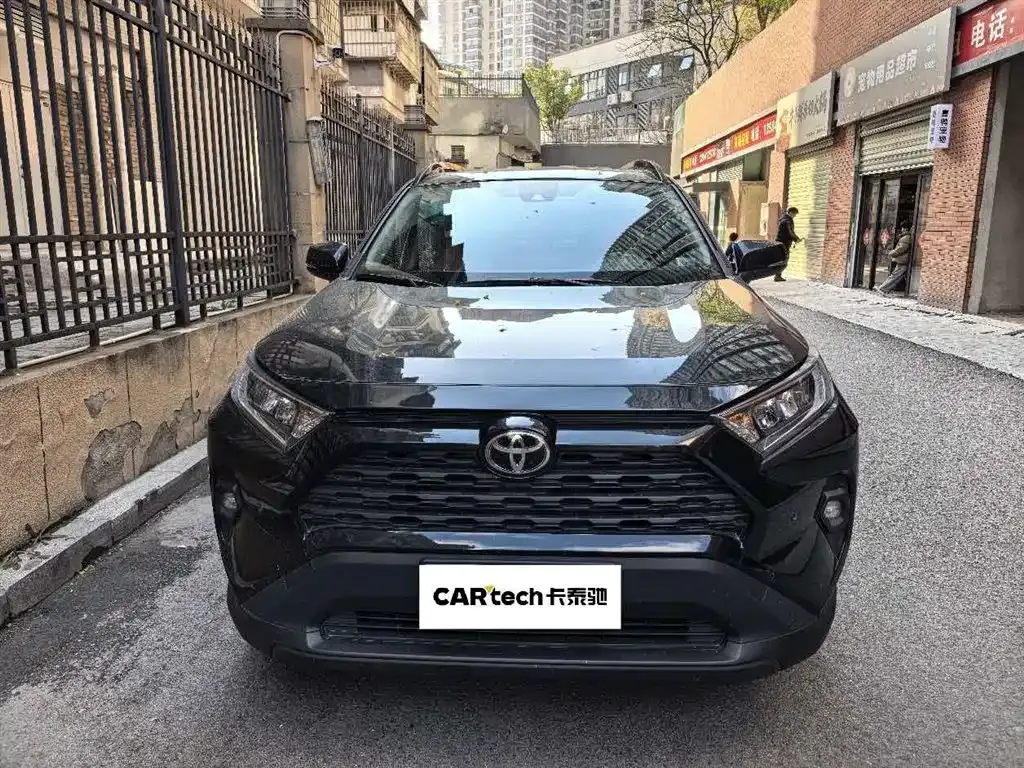 Toyota RAV4 2024 из CN, фото 6
