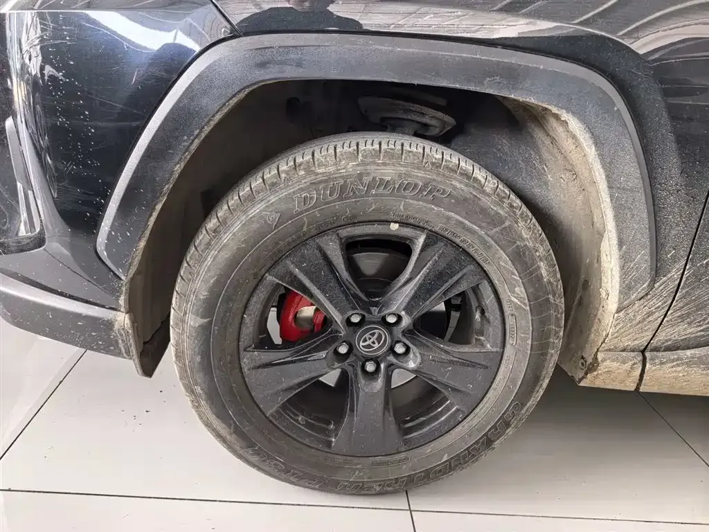 Toyota RAV4 2024 из CN, фото 8
