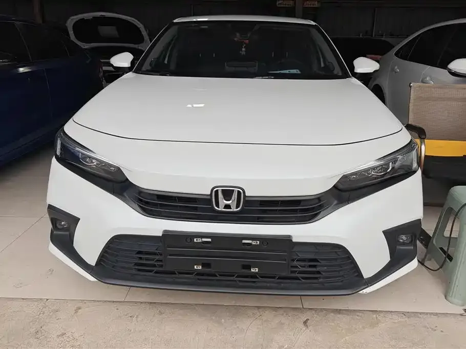Honda Civic — фото 10